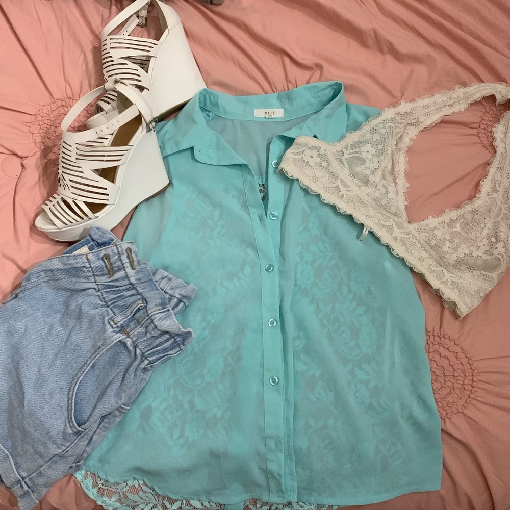 Summertime cyan/blue sleeveless button up